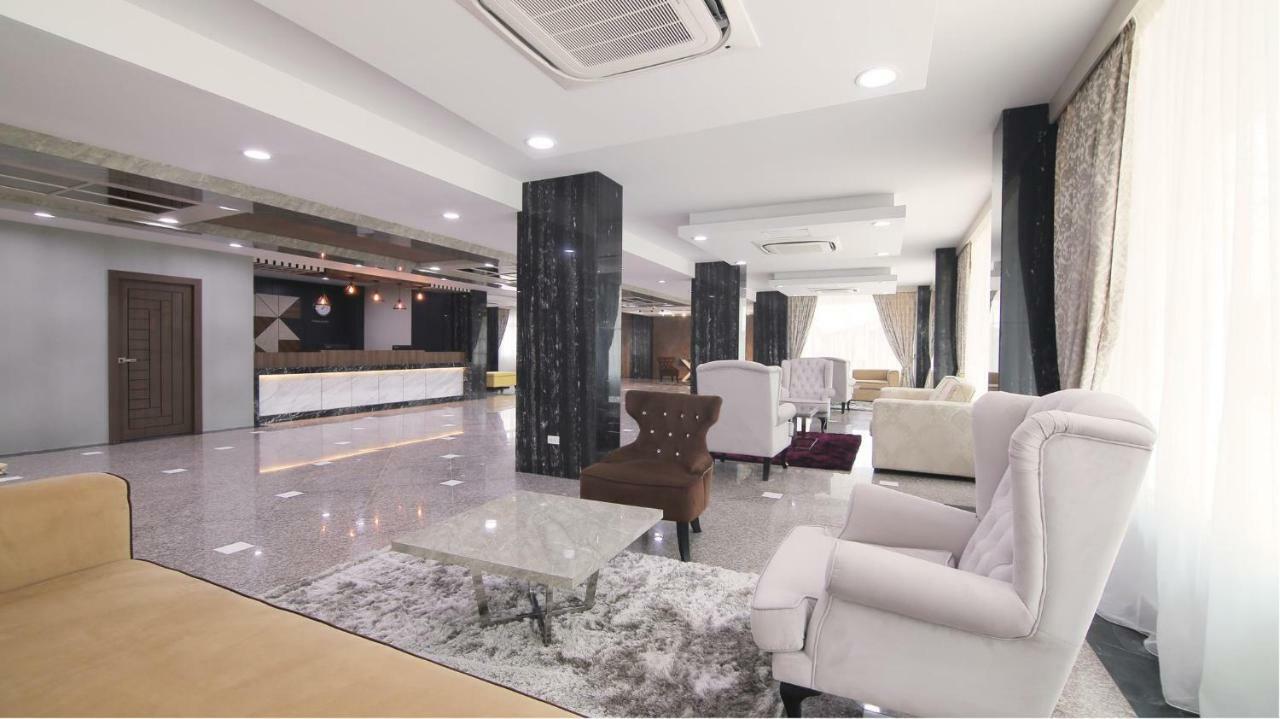 M Soho Danok Hotel Sadao Exterior foto